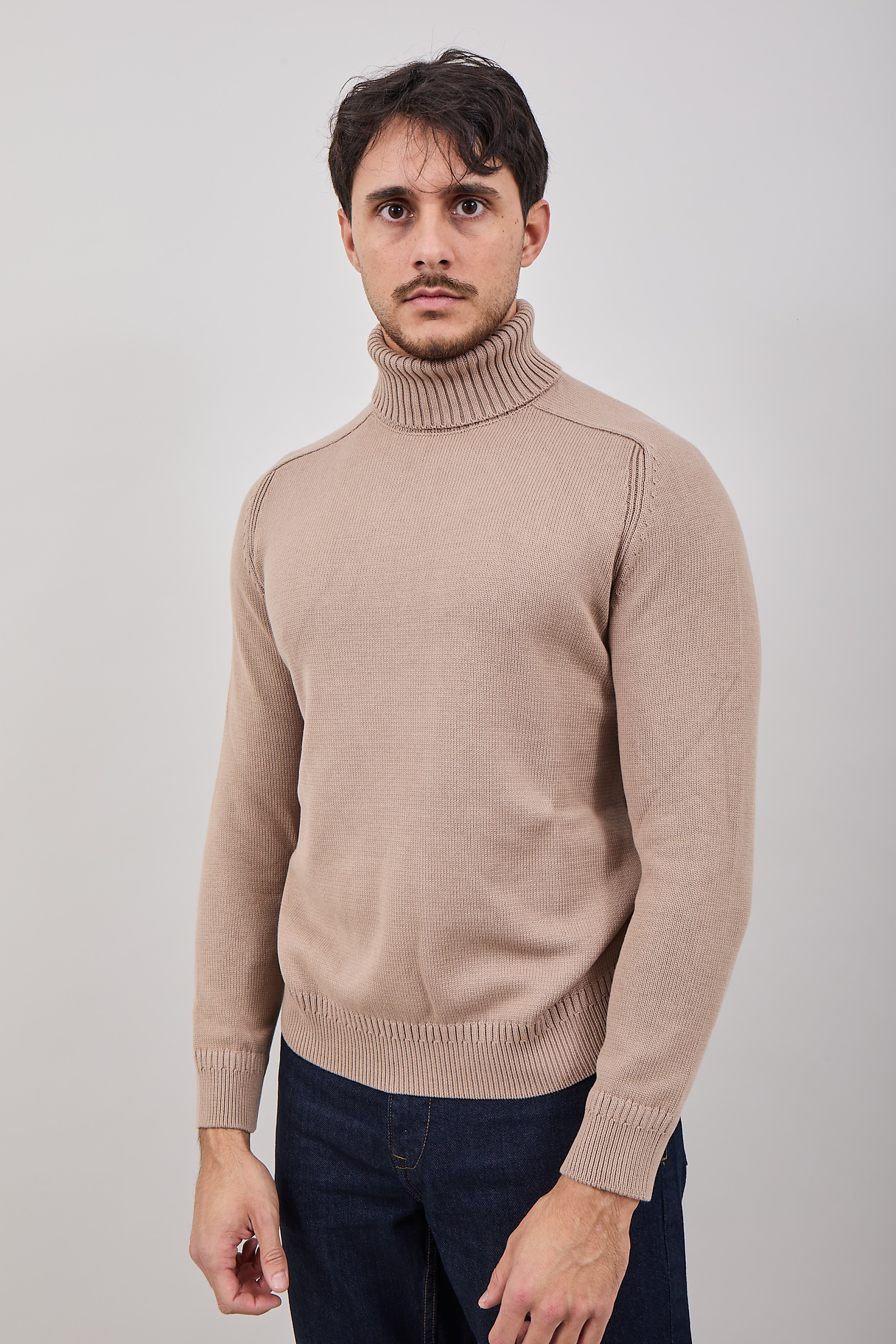 Dolcevita Diktat Beige