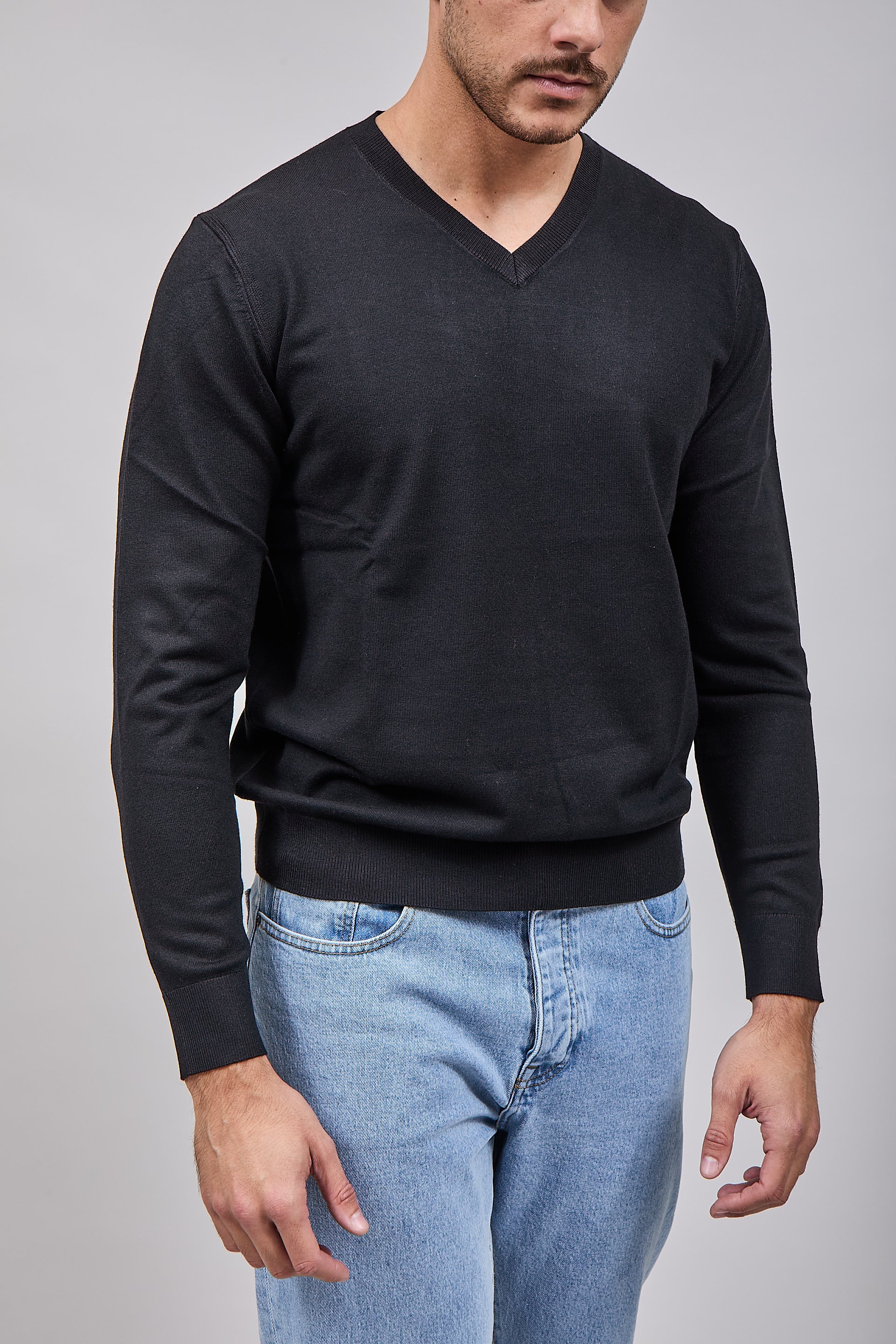 Maglioncino Diktat Cashmere Scollo V Nero 002