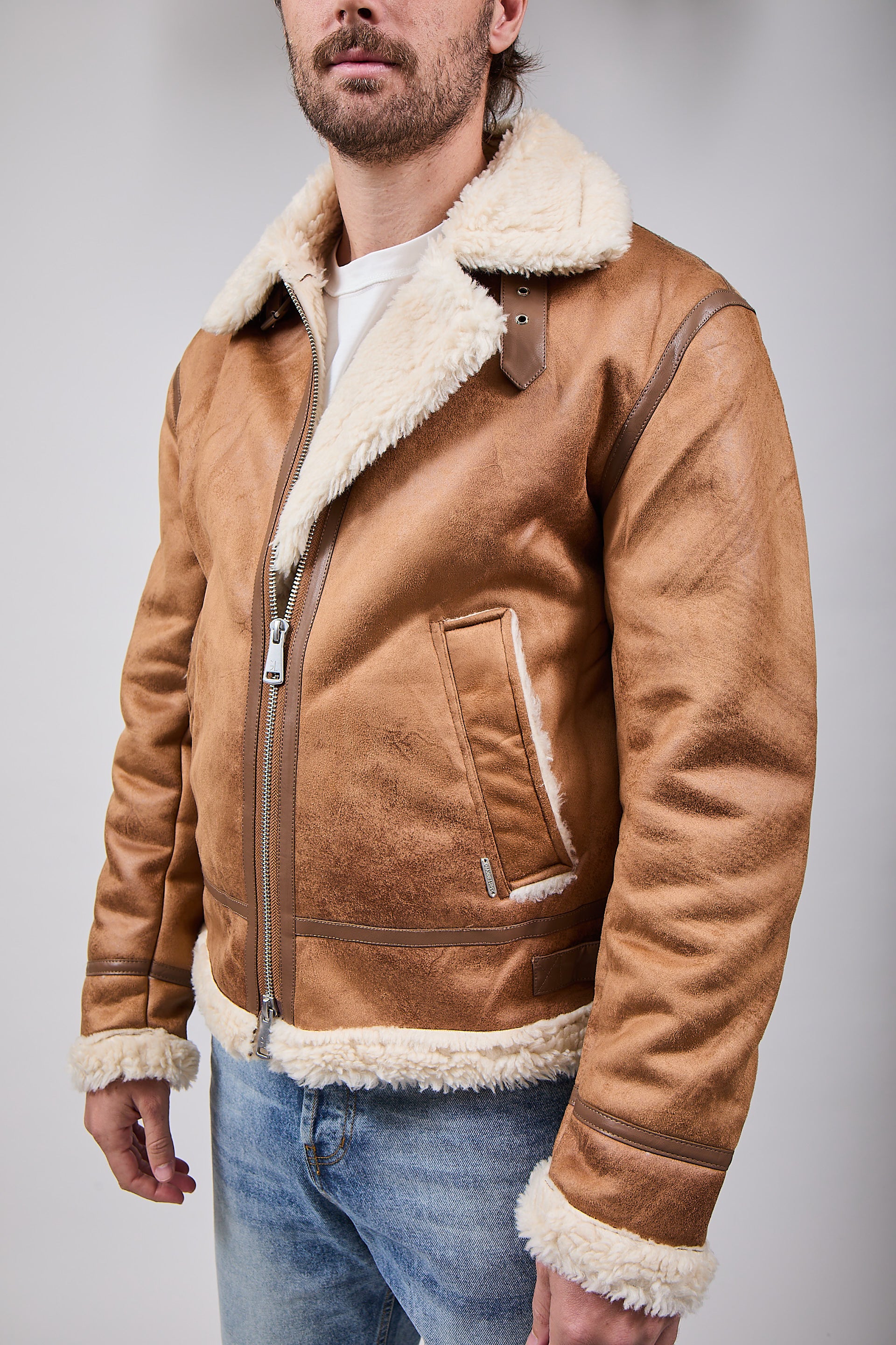 Montone Gianni Lupo Cammello 9800 (12311461790036)