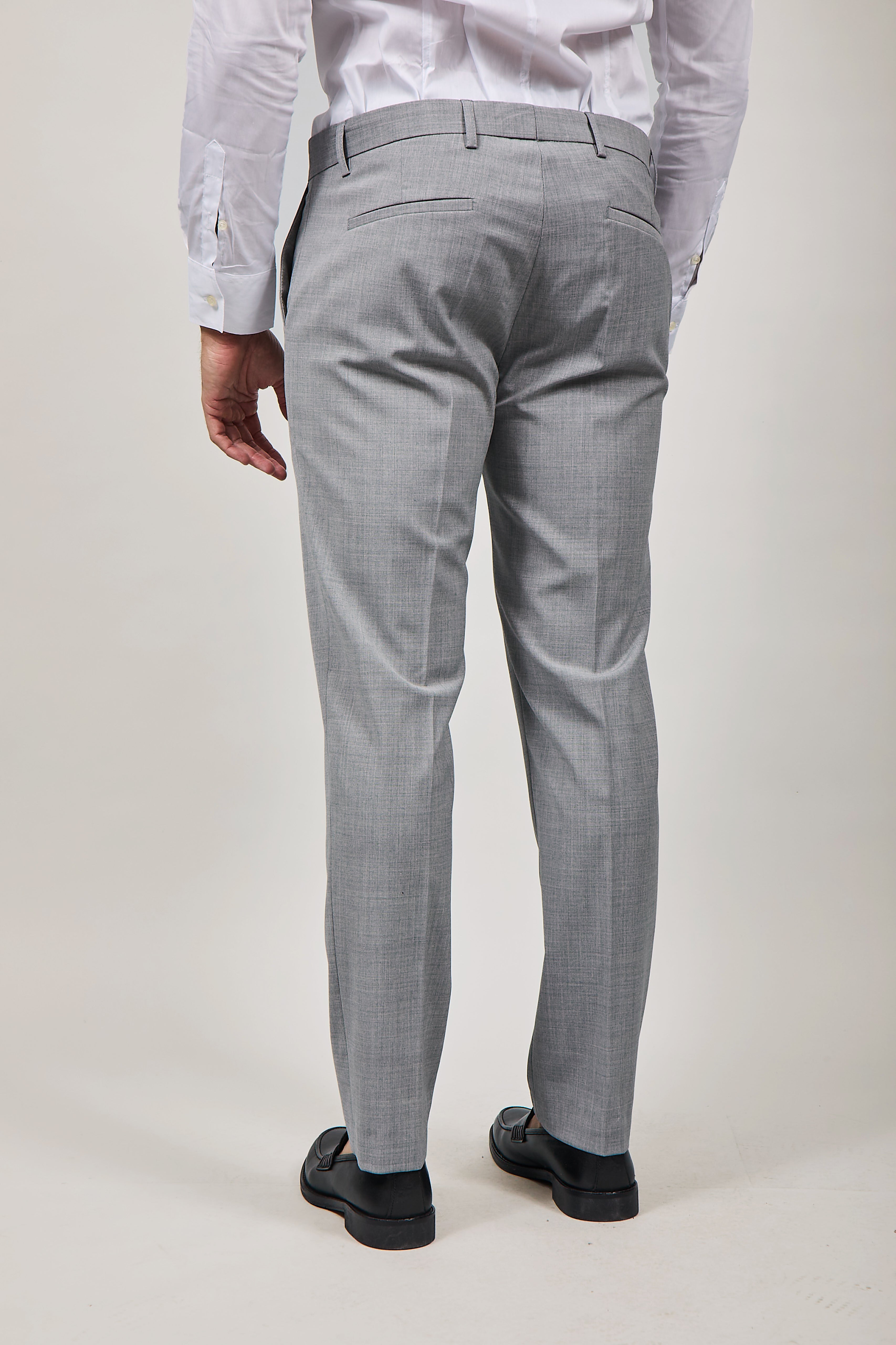 Abito Bharnaba Adige Grigio