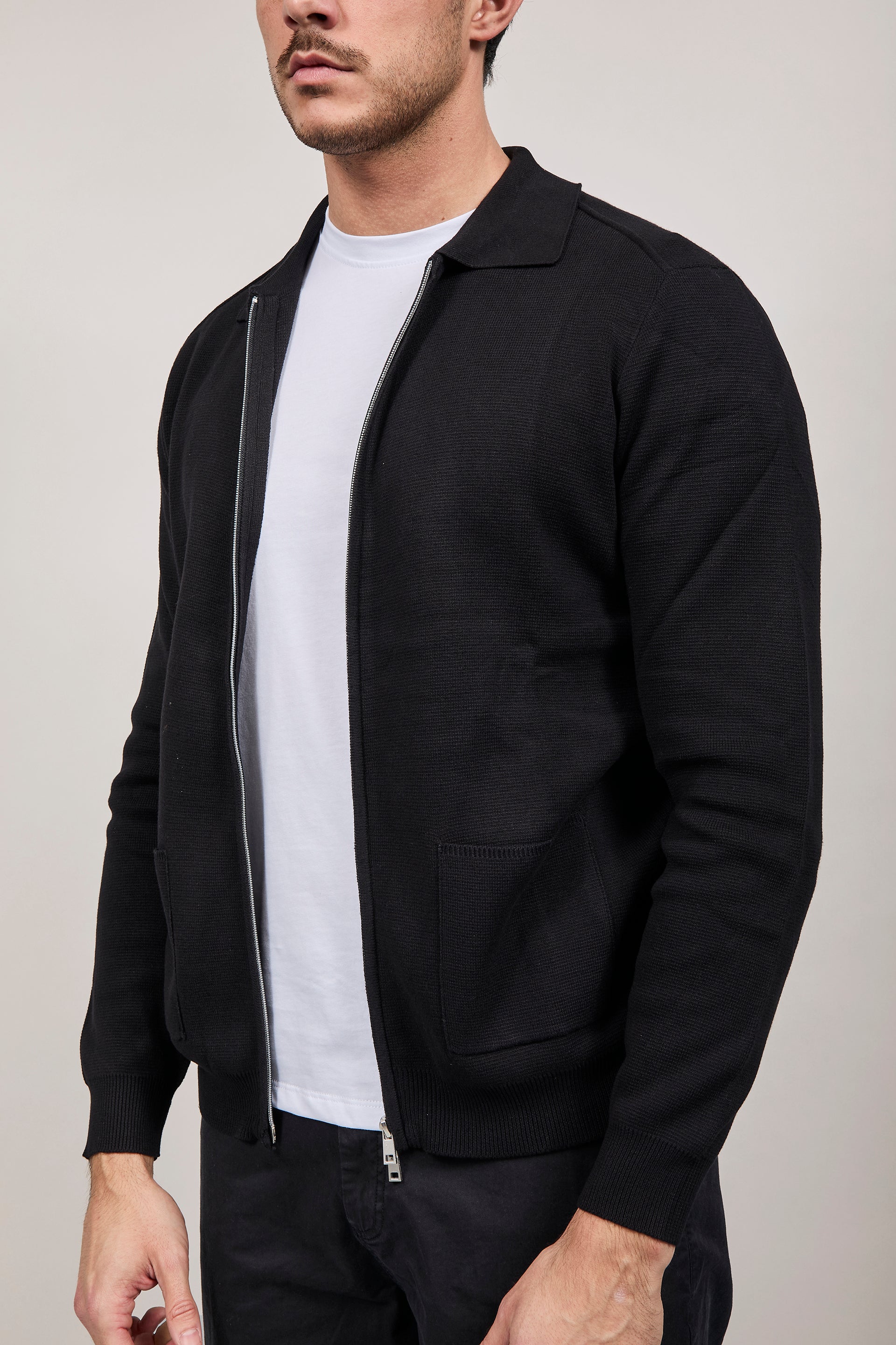 Cardigan Hamaki-ho Zip Nero 3221