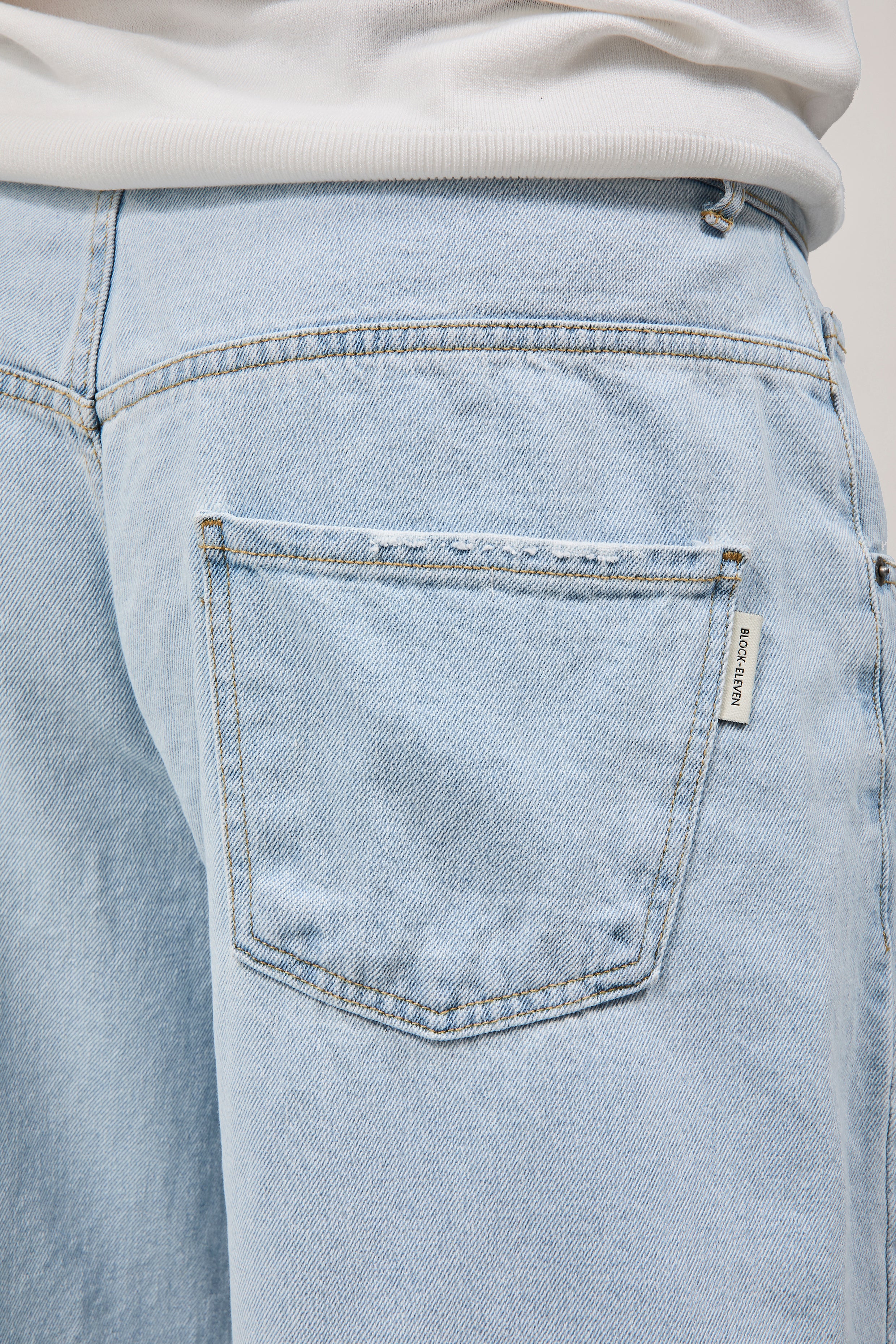 Jeans Block Eleven Baloon Blitch