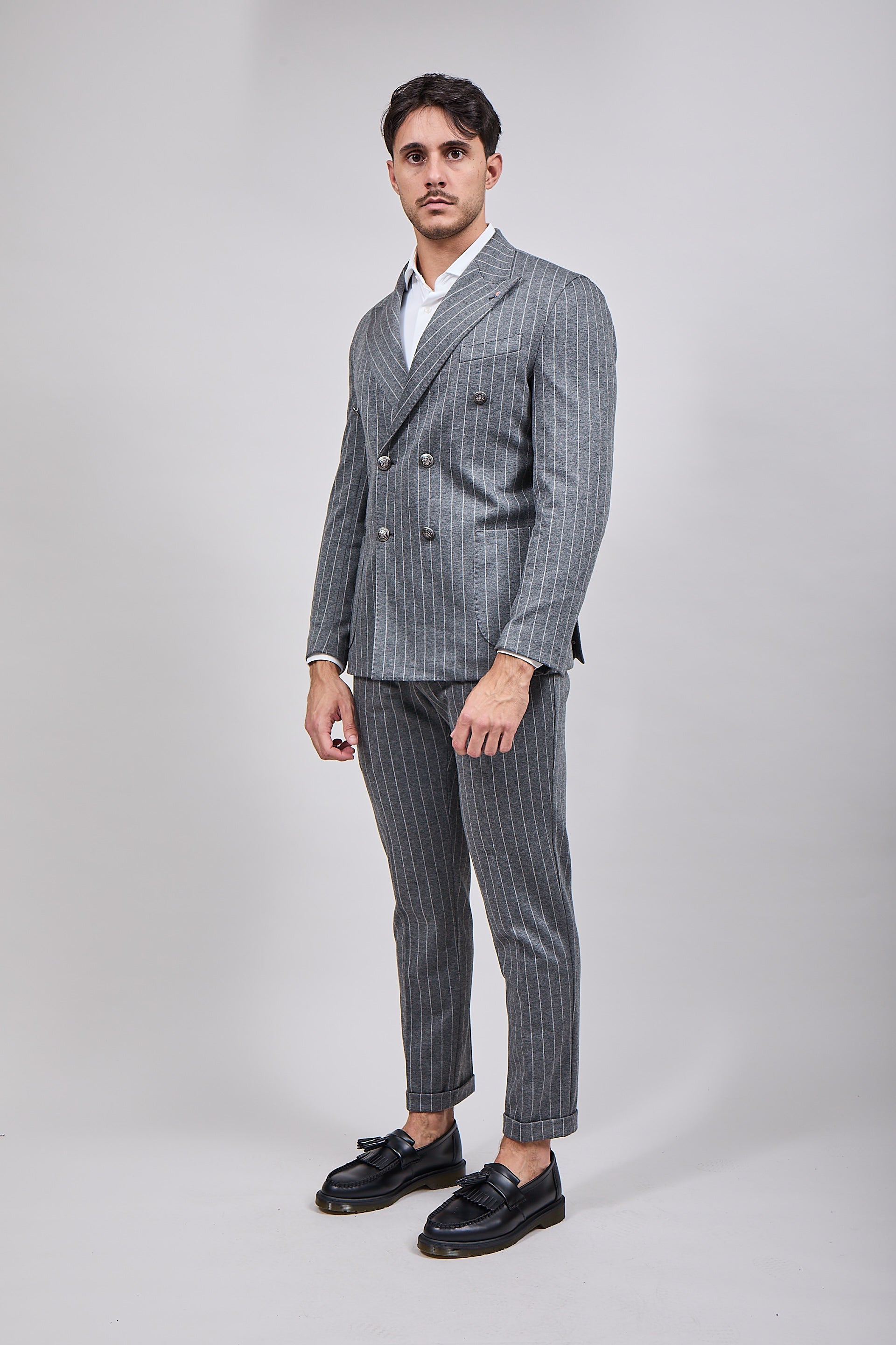 Completo Bharnaba Doppiopetto Gessato Aomori Grigio Scuro