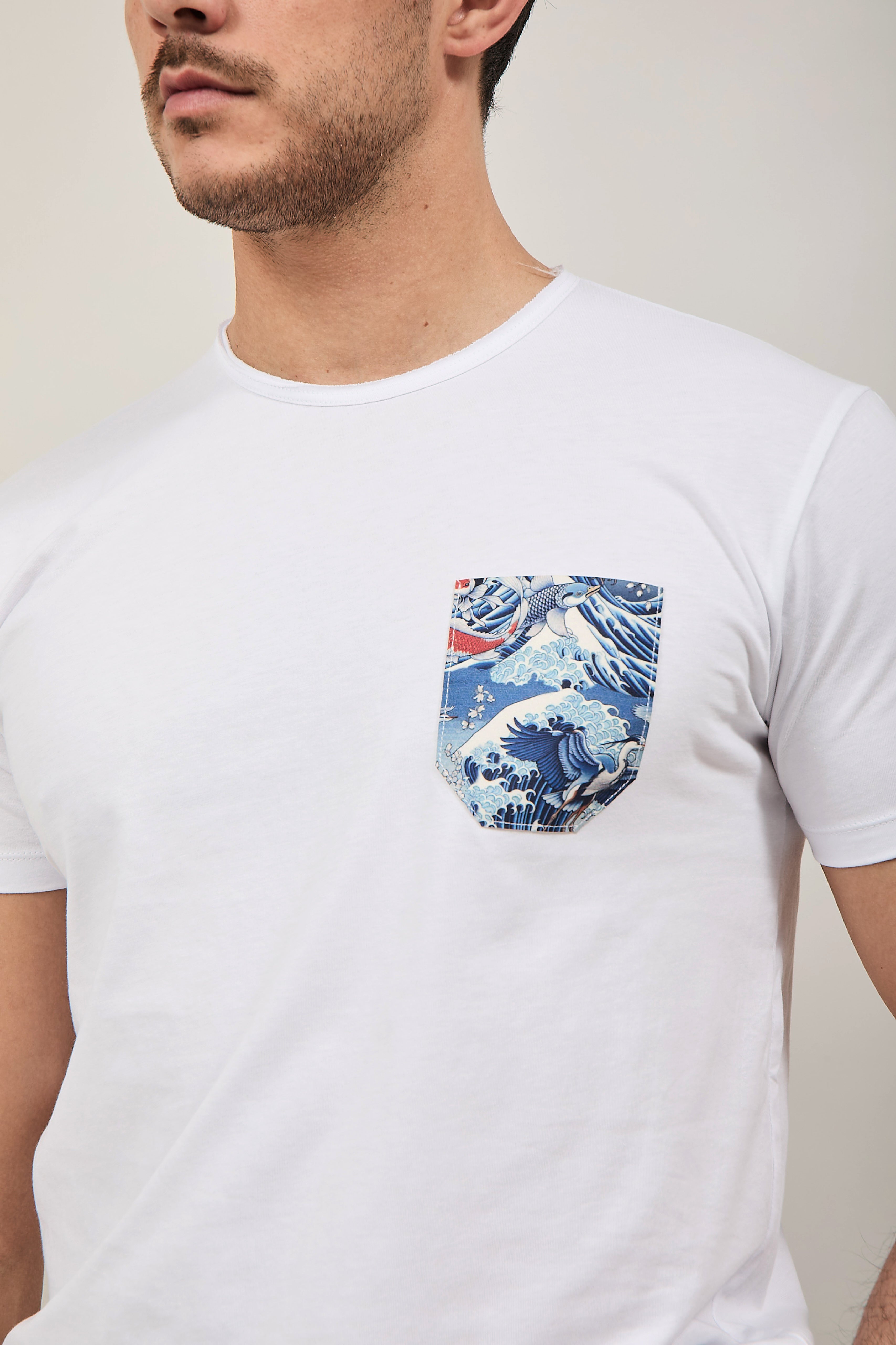 T-shirt V2 Taschino Bianca B3