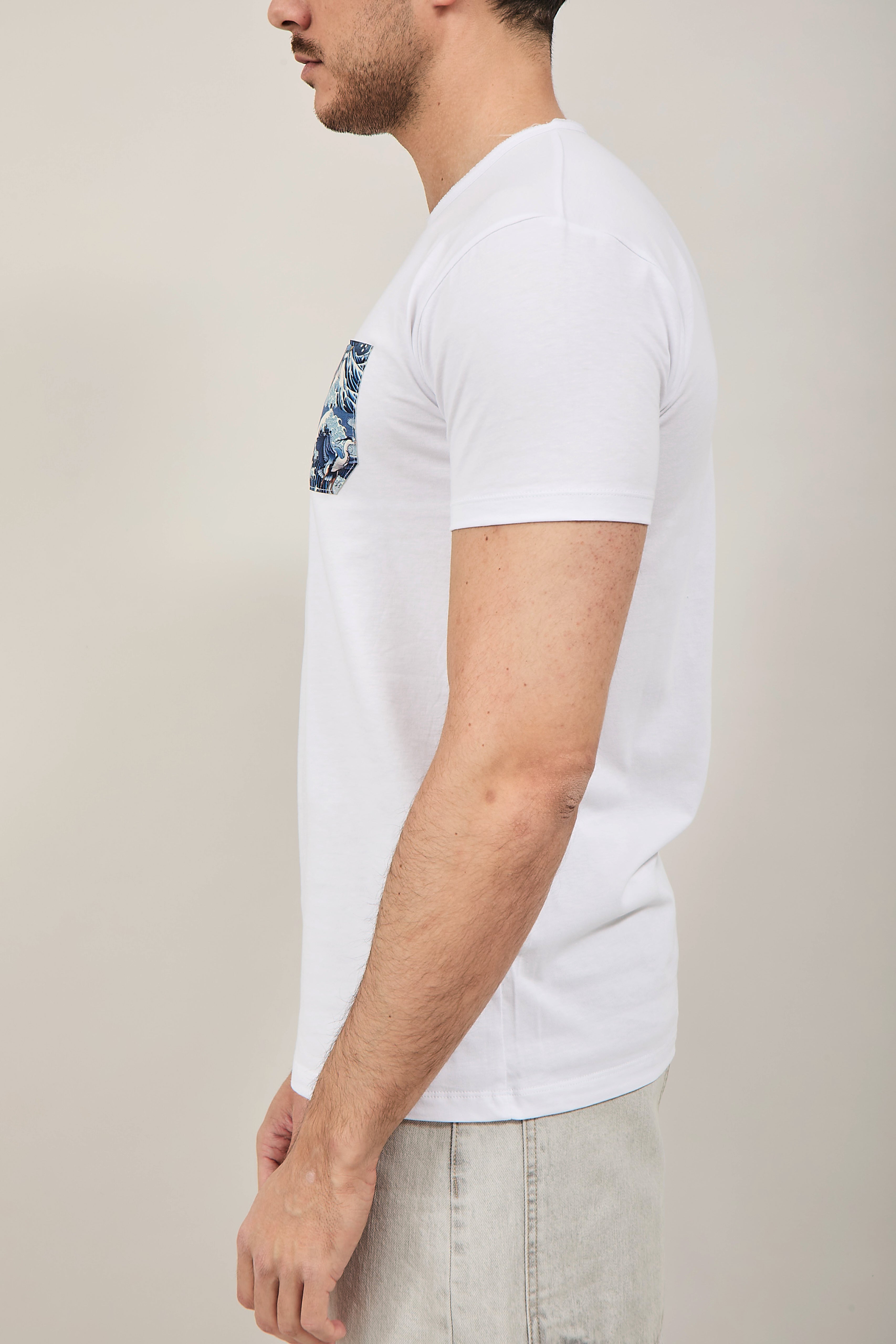 T-shirt V2 Taschino Bianca B3