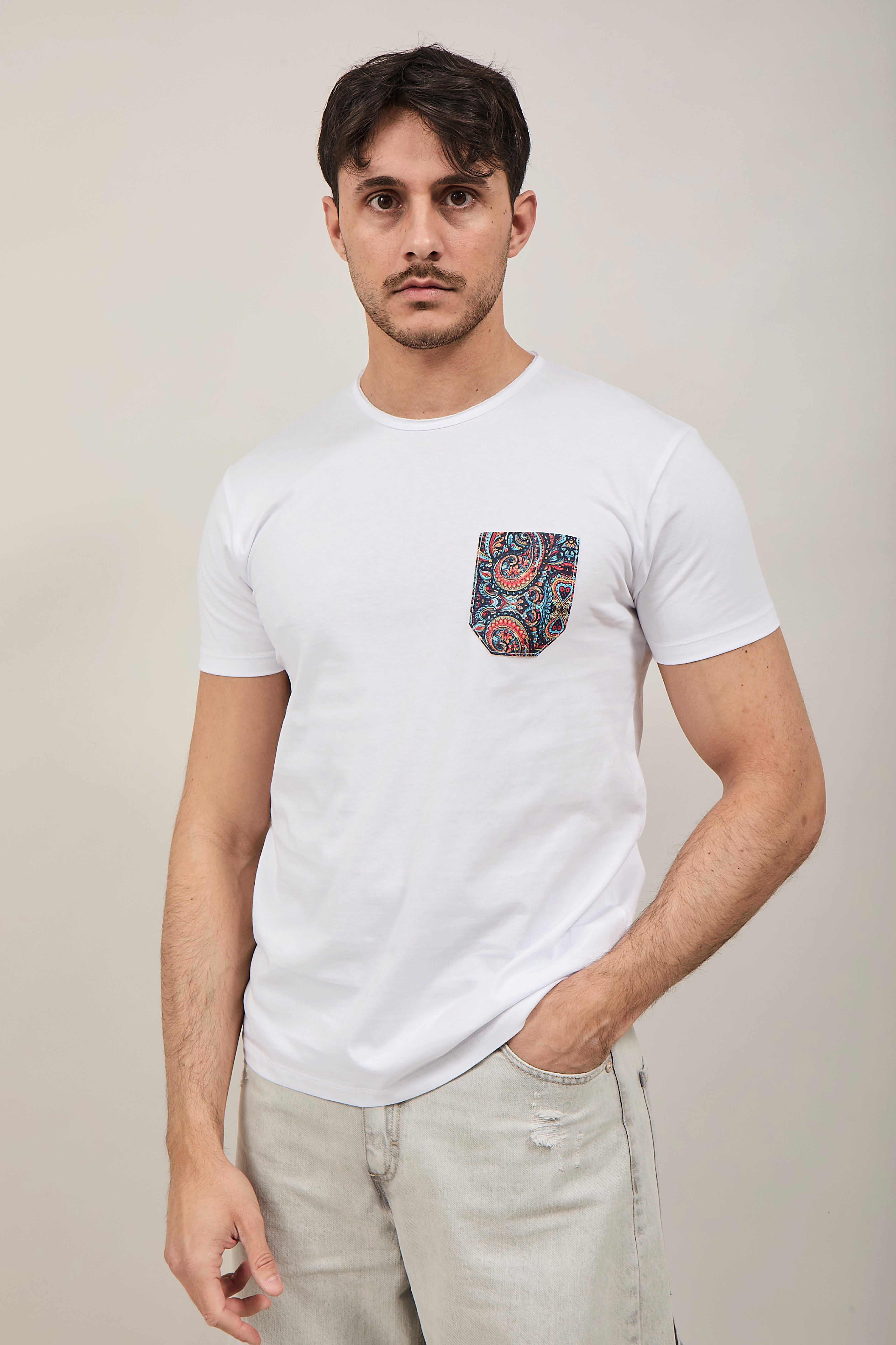 T-shirt V2 Taschino Bianca B5