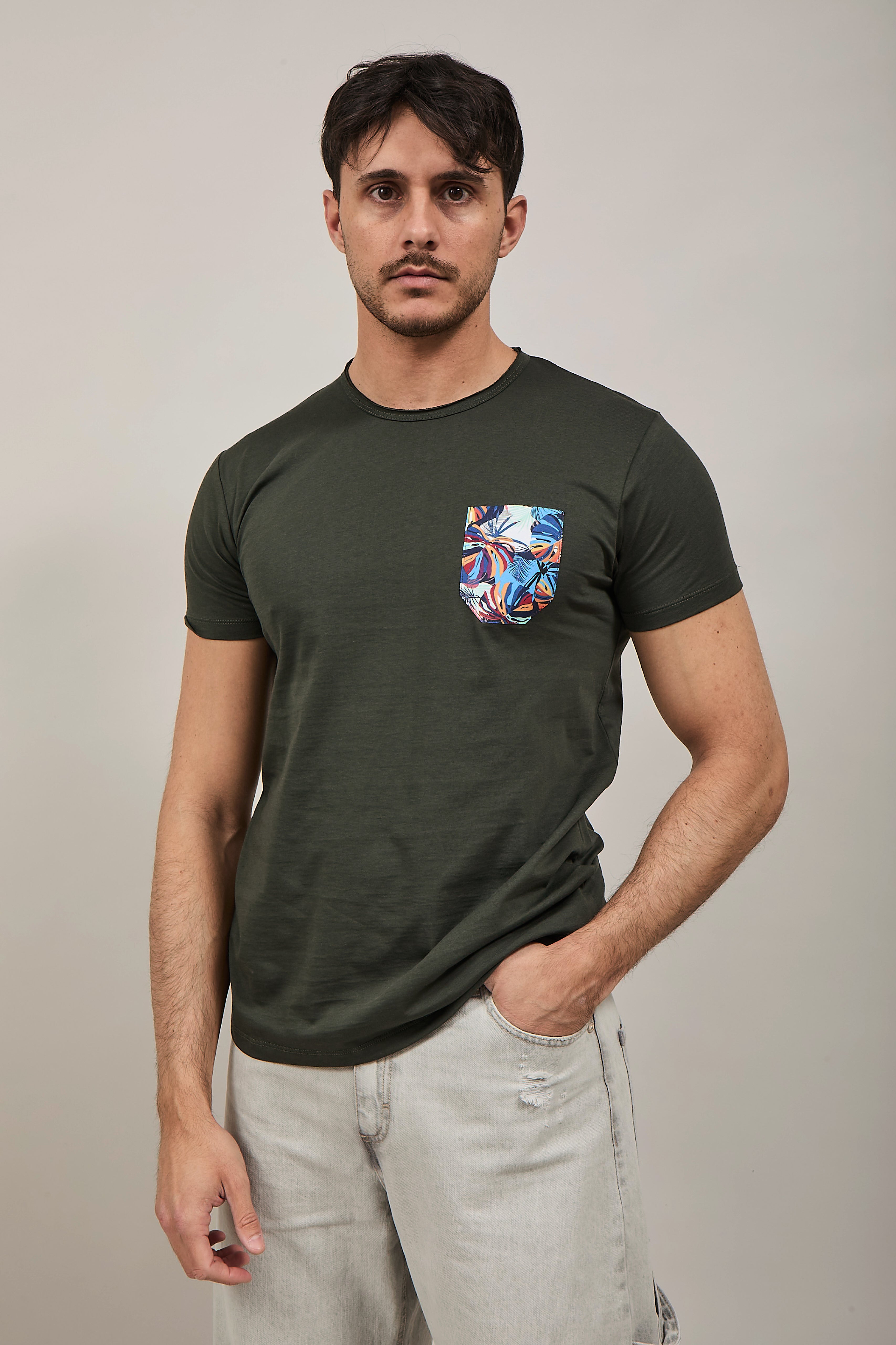 T-shirt V2 Taschino Militare V7