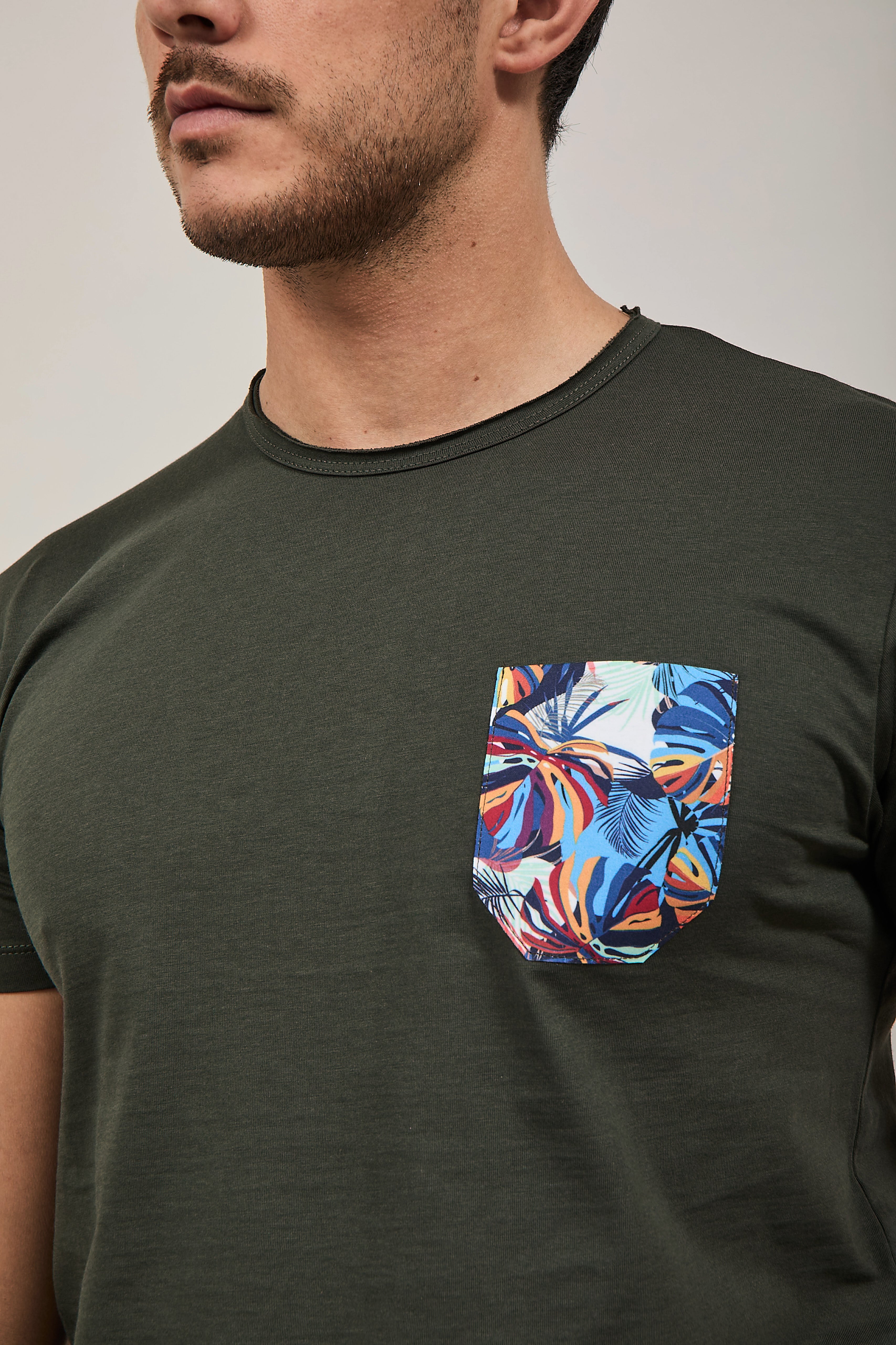 T-shirt V2 Taschino Militare V7
