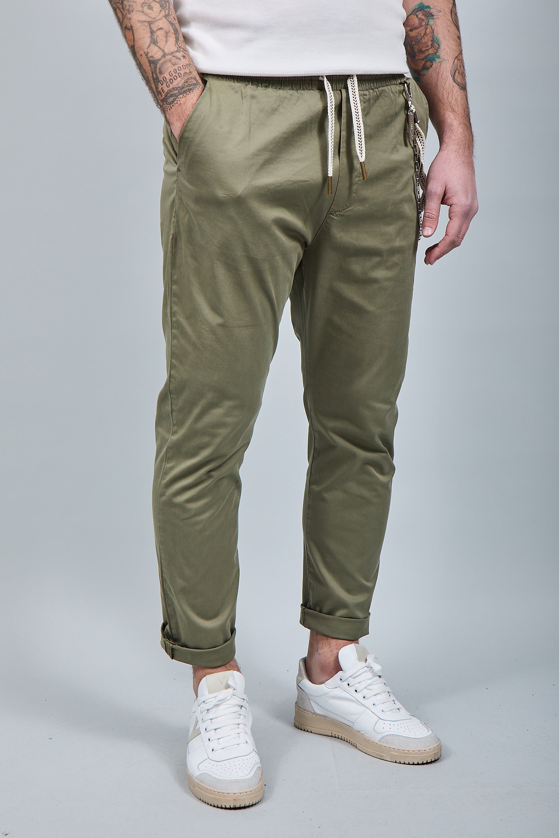 Pantalaccio Gianni Lupo 6072 Militare