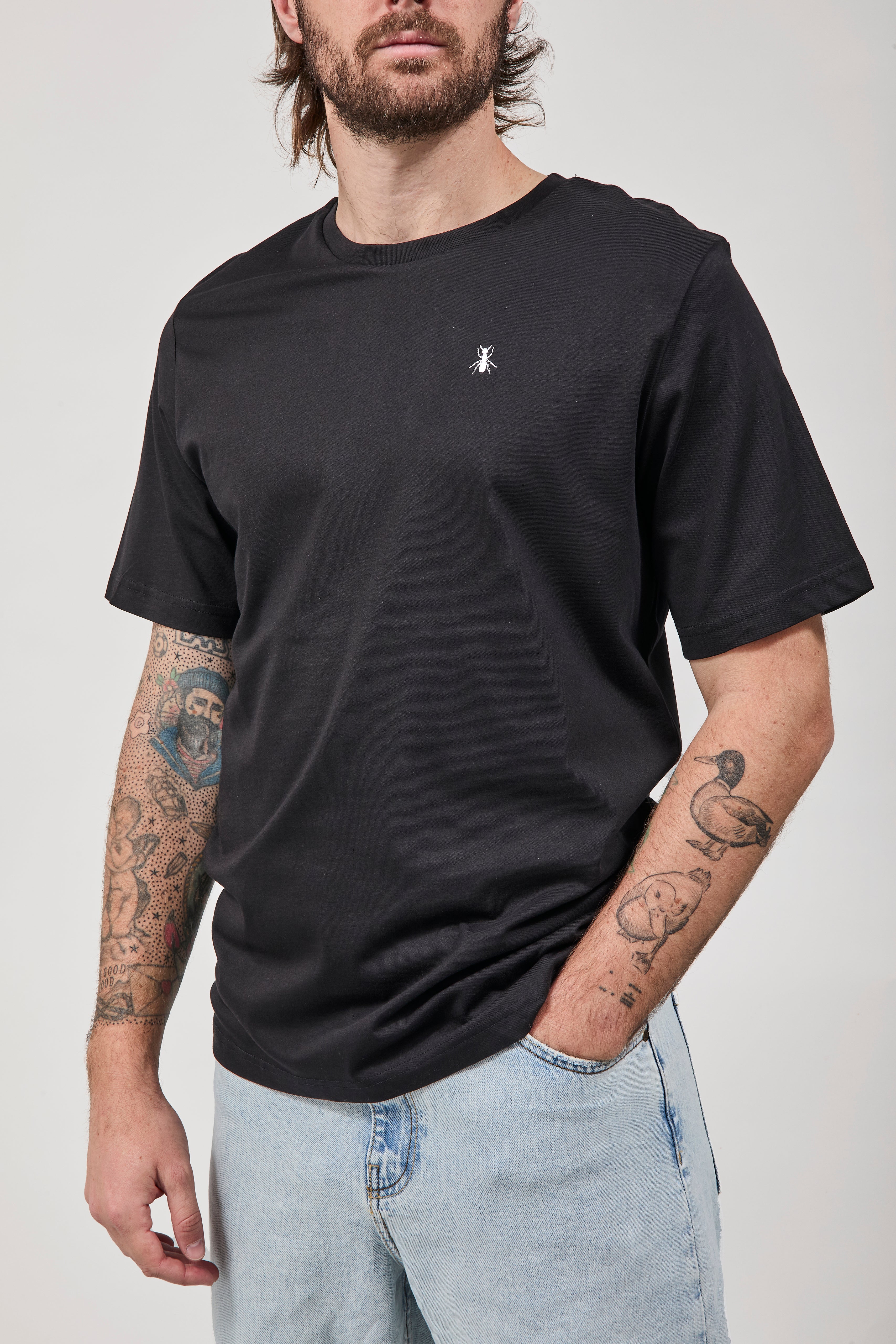 T-shirt Buci Nera