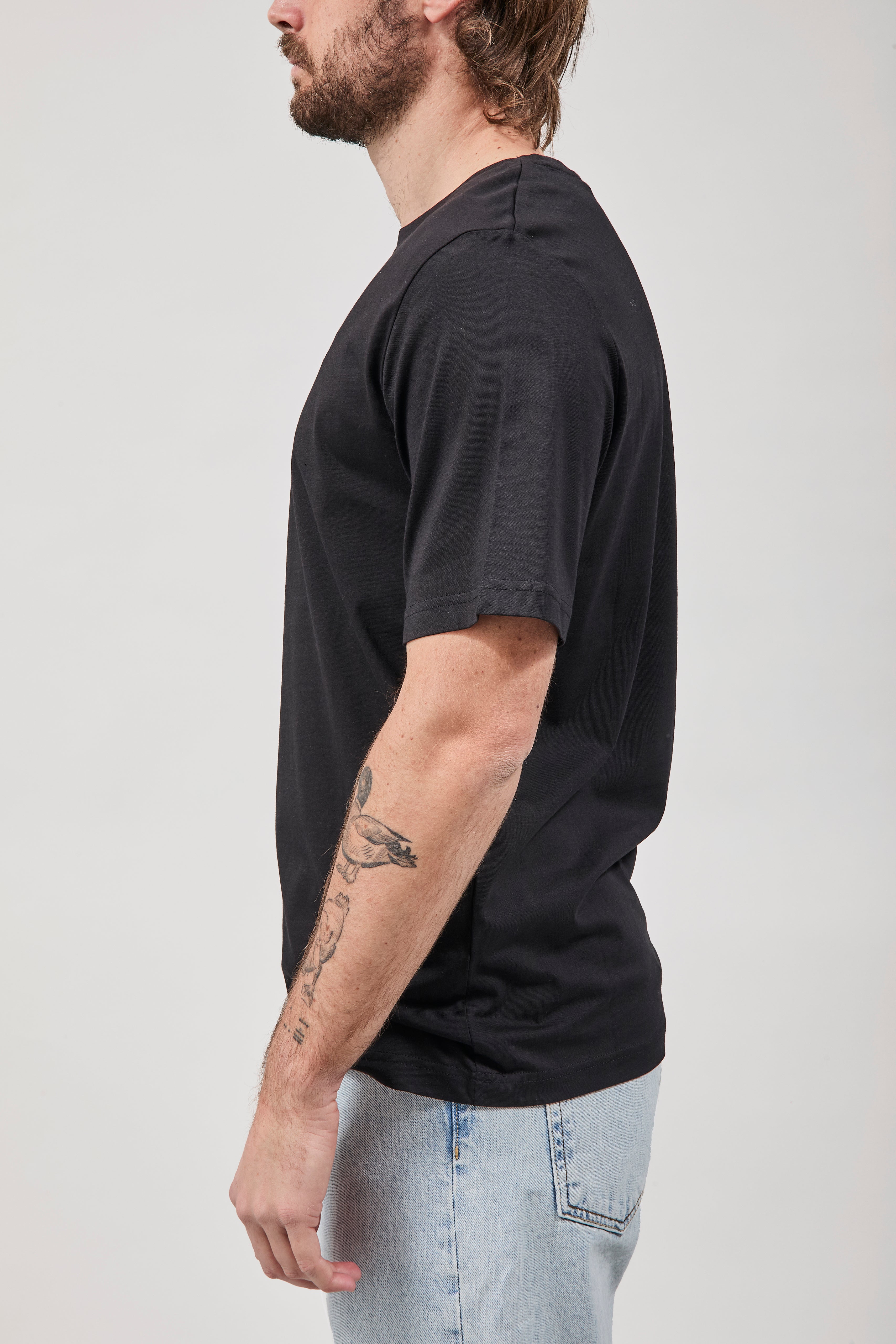 T-shirt Buci Nera