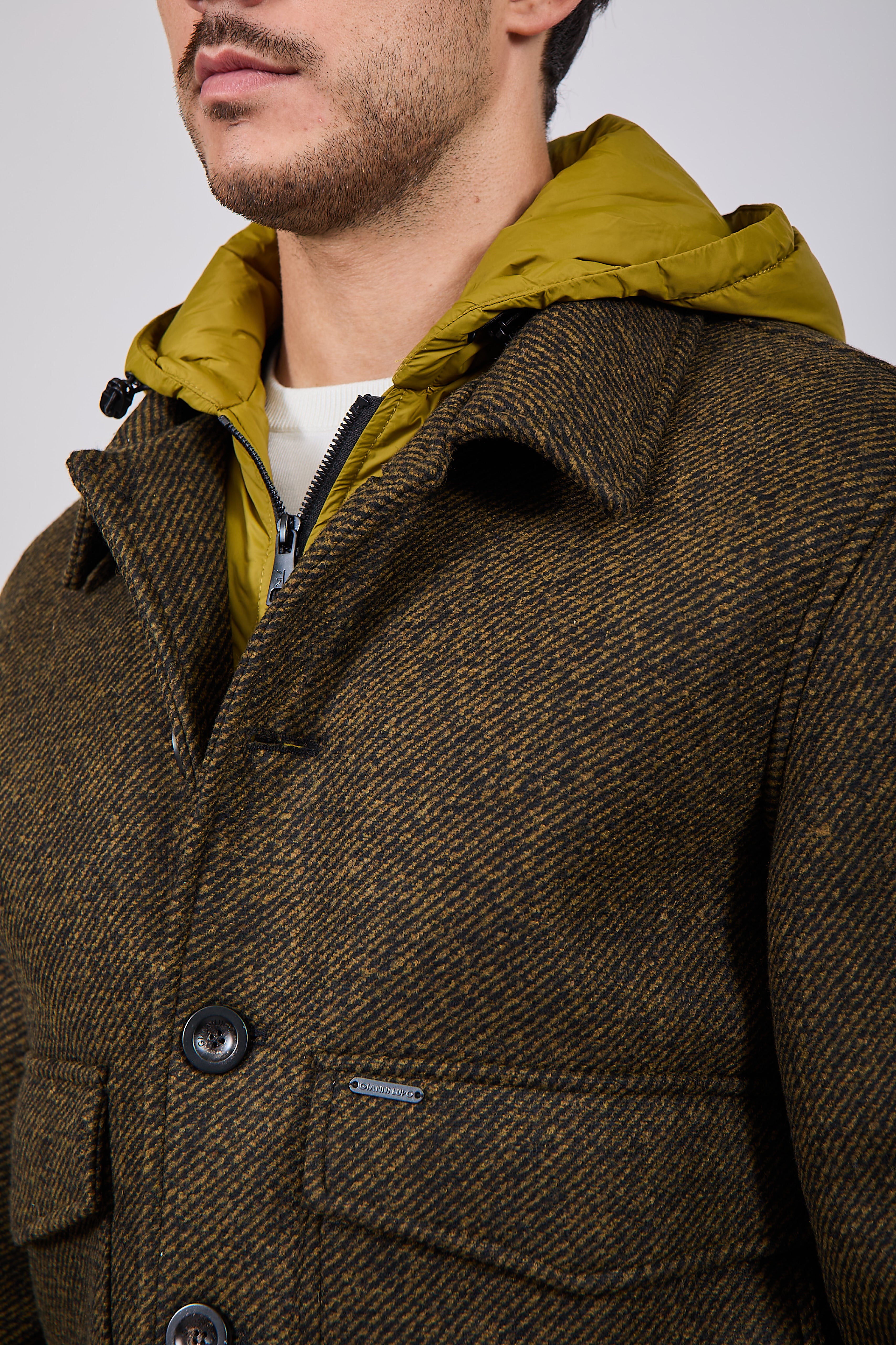 Giubbino Gianni Lupo Militare 360 (12290054783316)