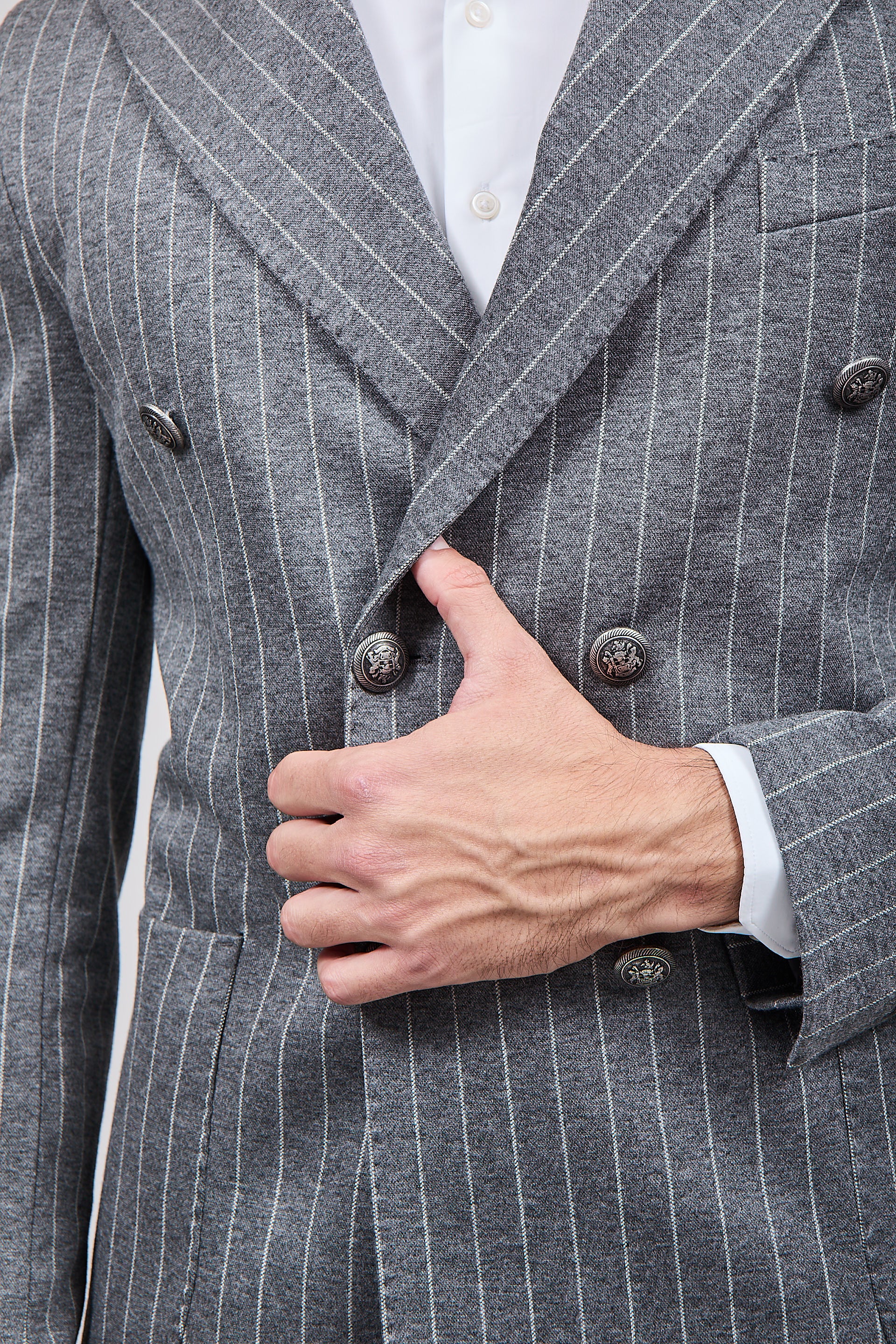 Completo Bharnaba Doppiopetto Gessato Aomori Grigio Scuro