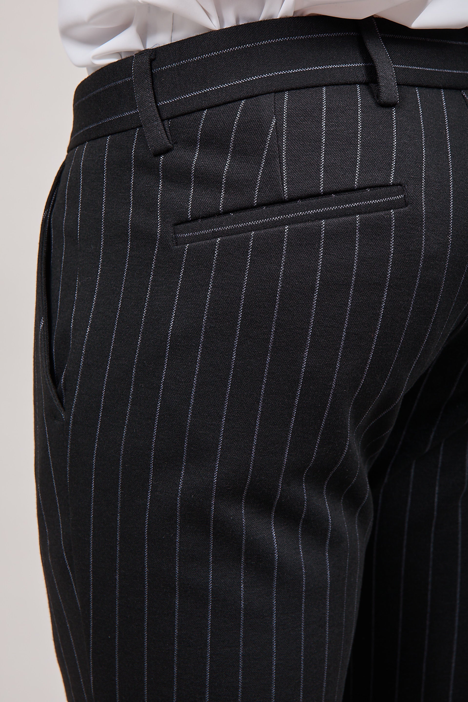 Completo Bharnaba Doppiopetto Gessato Aomori Nero