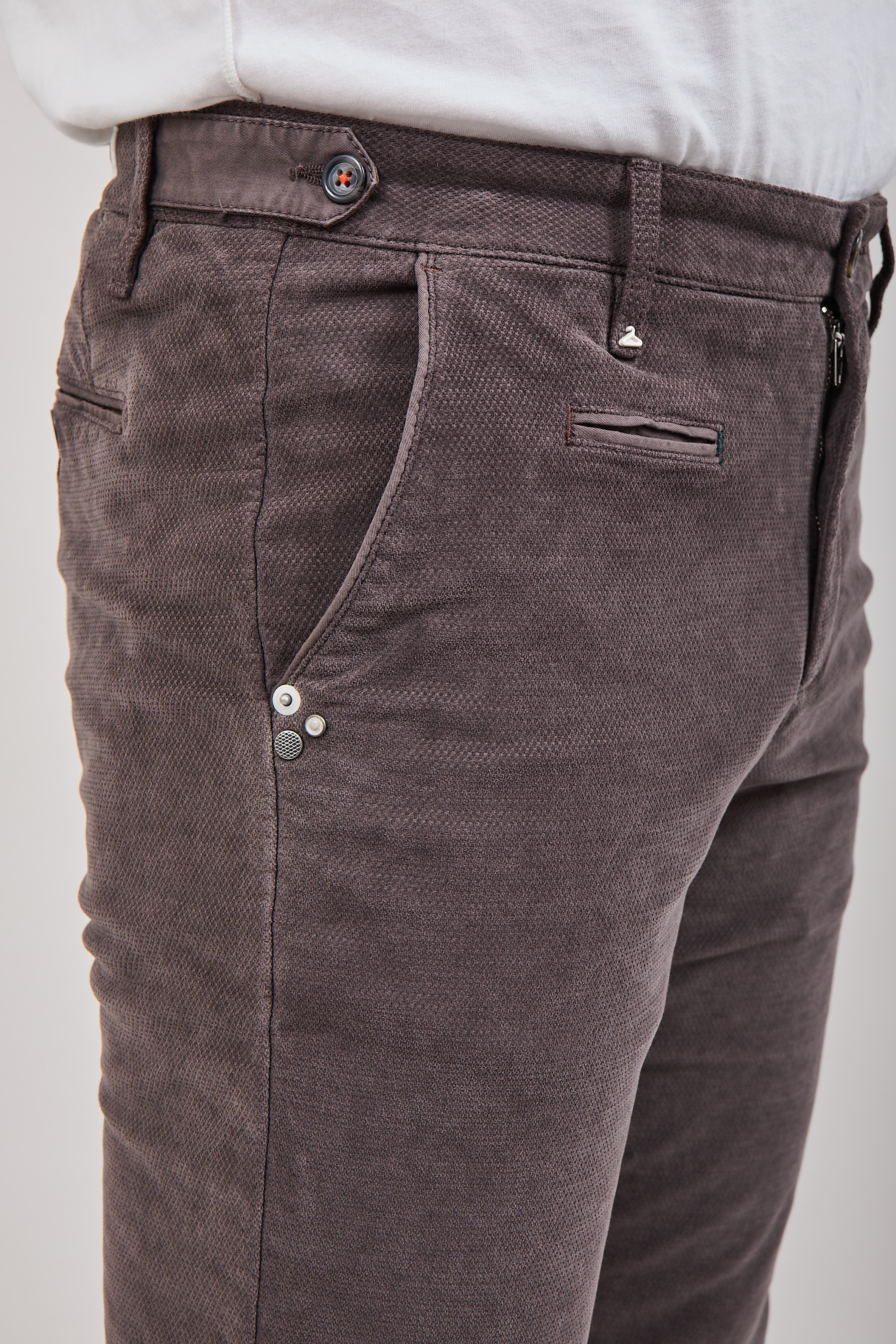 Pantalone velluto Berna chinos 136 Caffè