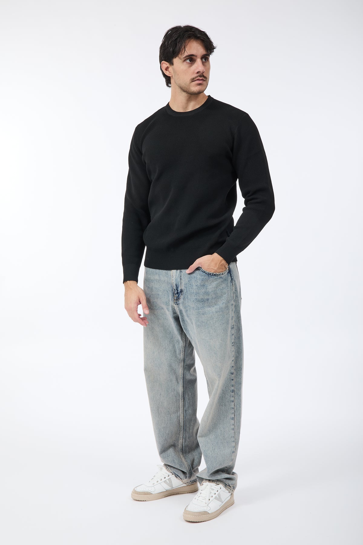 Maglione Over-d Nero M06