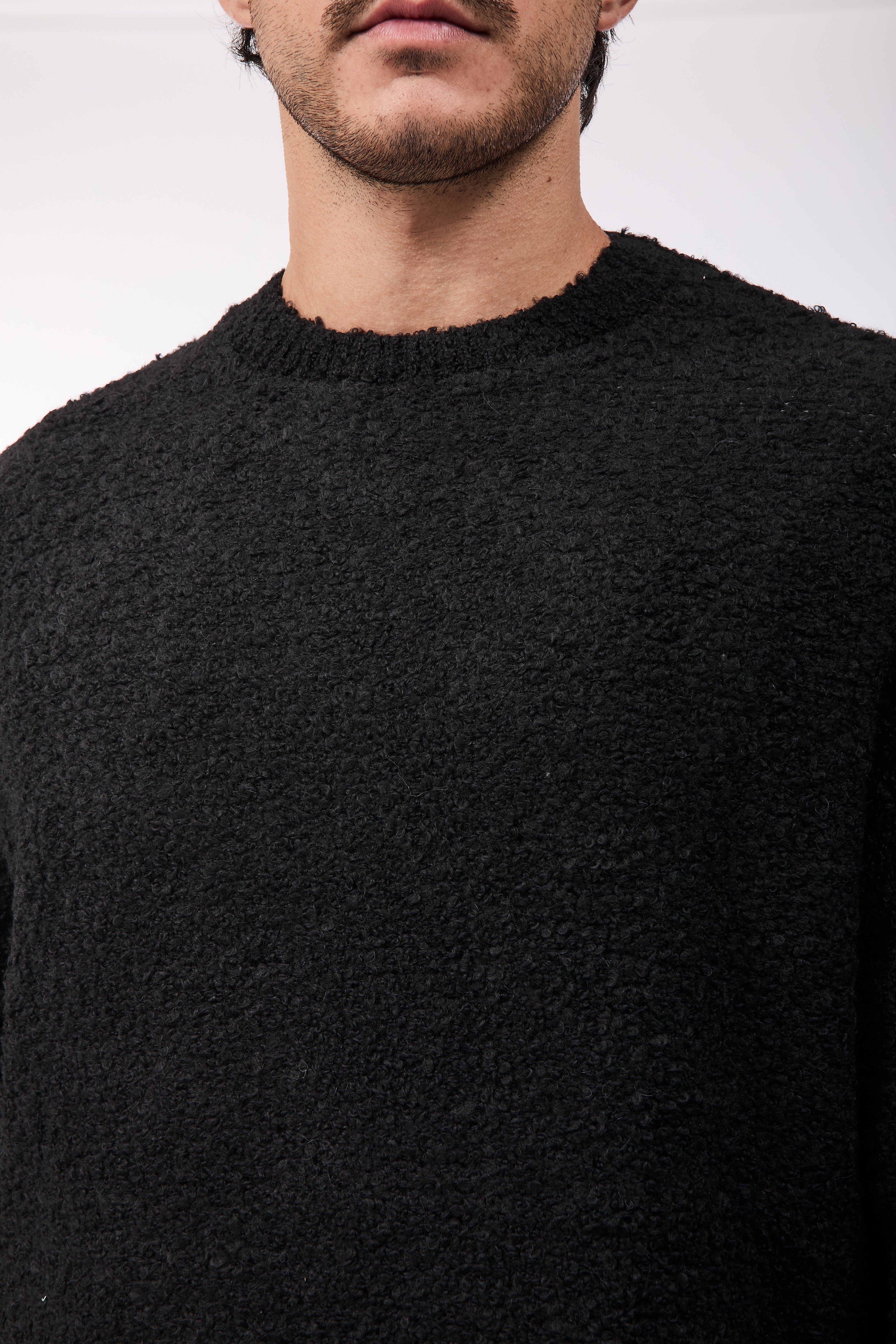 Maglione Over-d Bouclé Cropped Nero M65