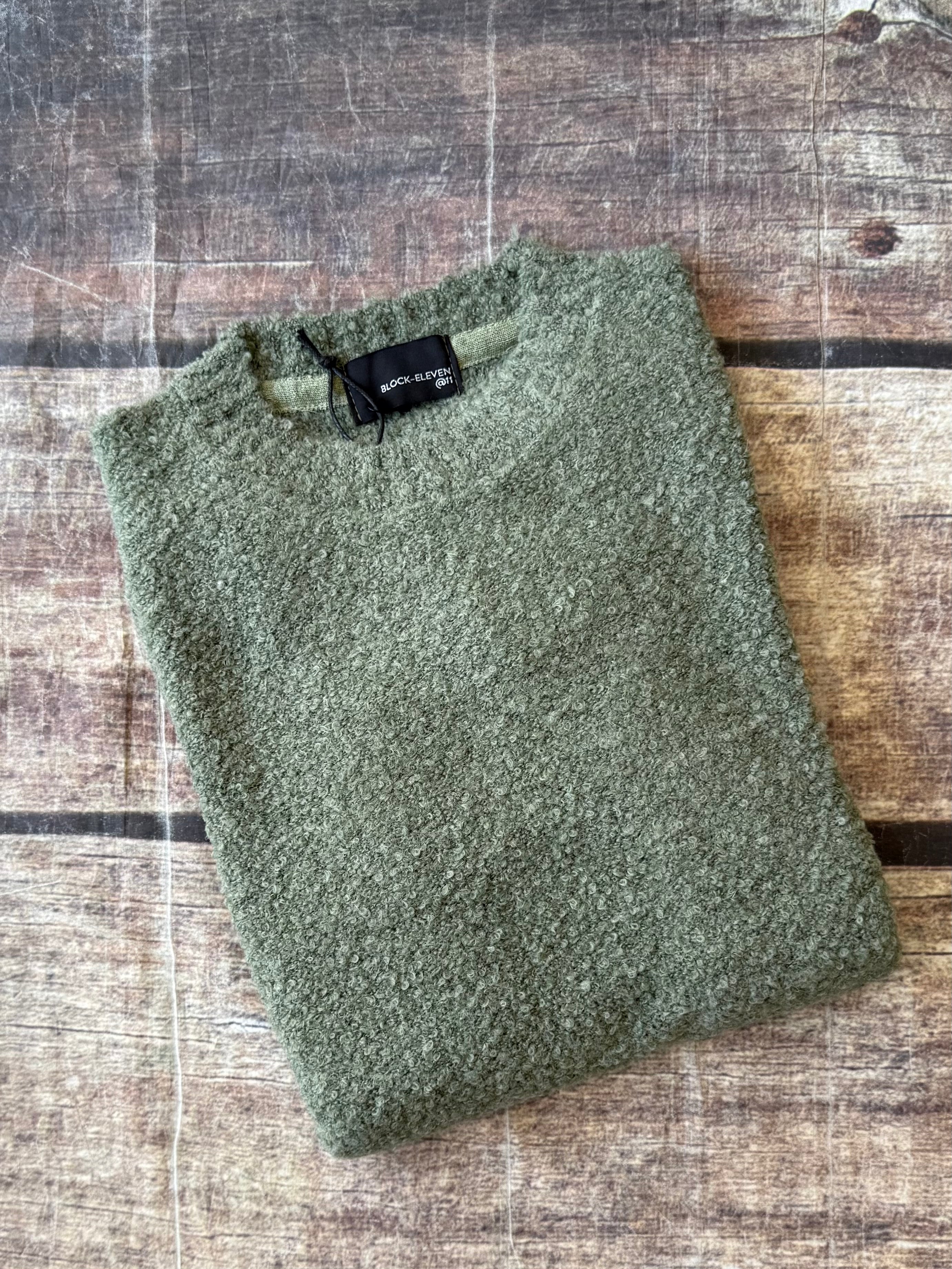 Maglione Block Eleven Bouclè Salvia 13 (12302637859156)