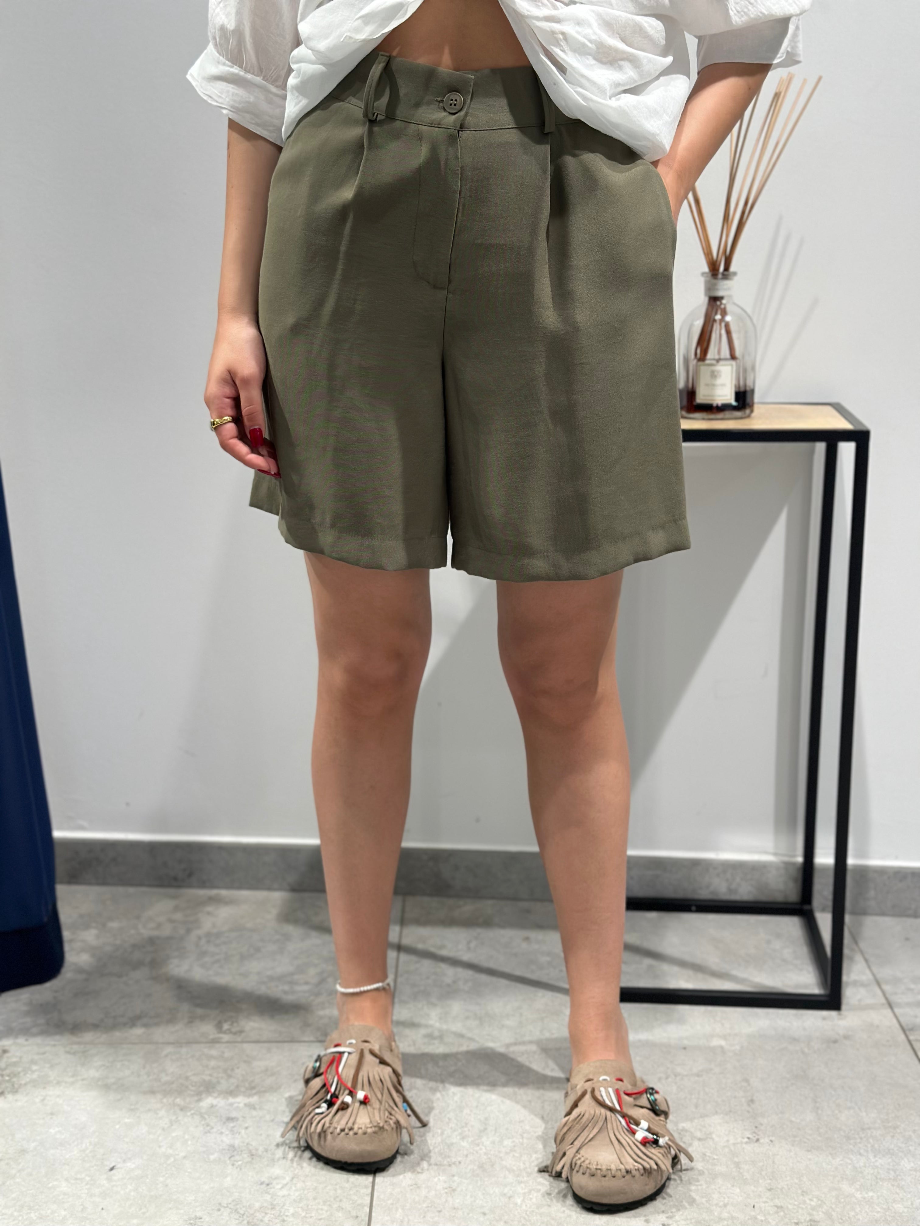 Bermuda Lokita Militare (12070427590996)