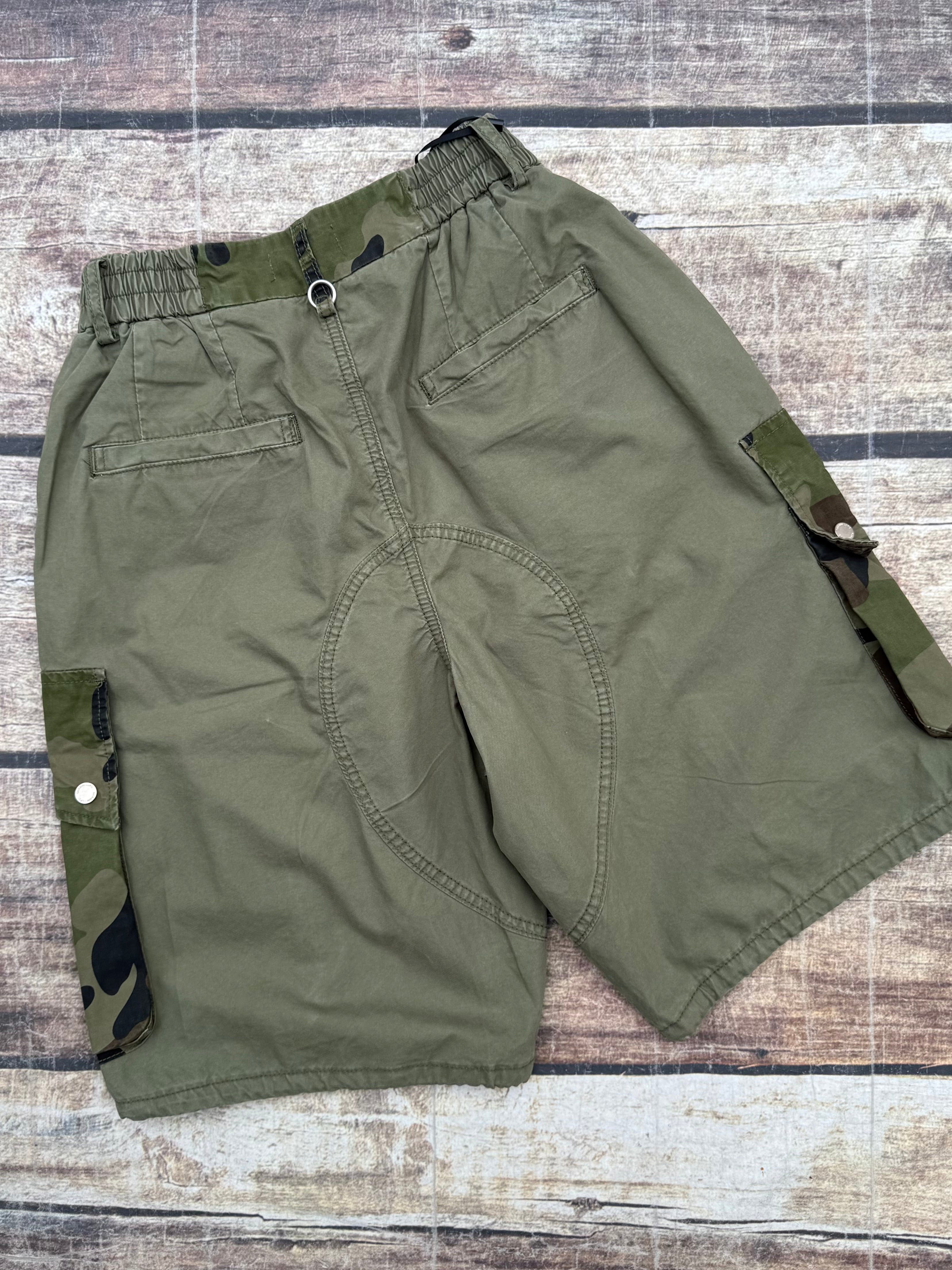 Bermuda Gianni Lupo Cargo Militare Camou 2517 (11845466980692)