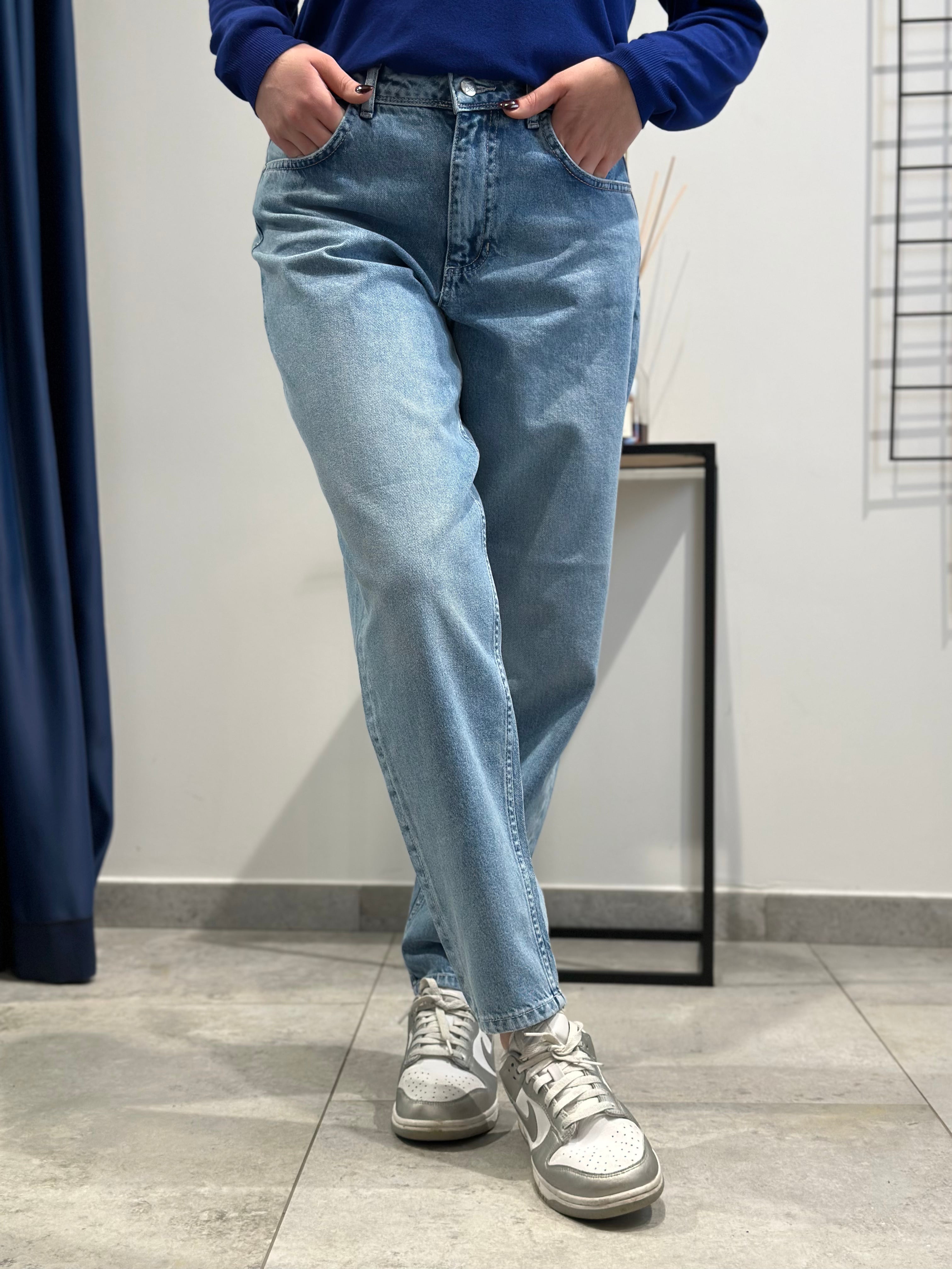 Jeans Pont Carrot Chiaro (11893583380820)