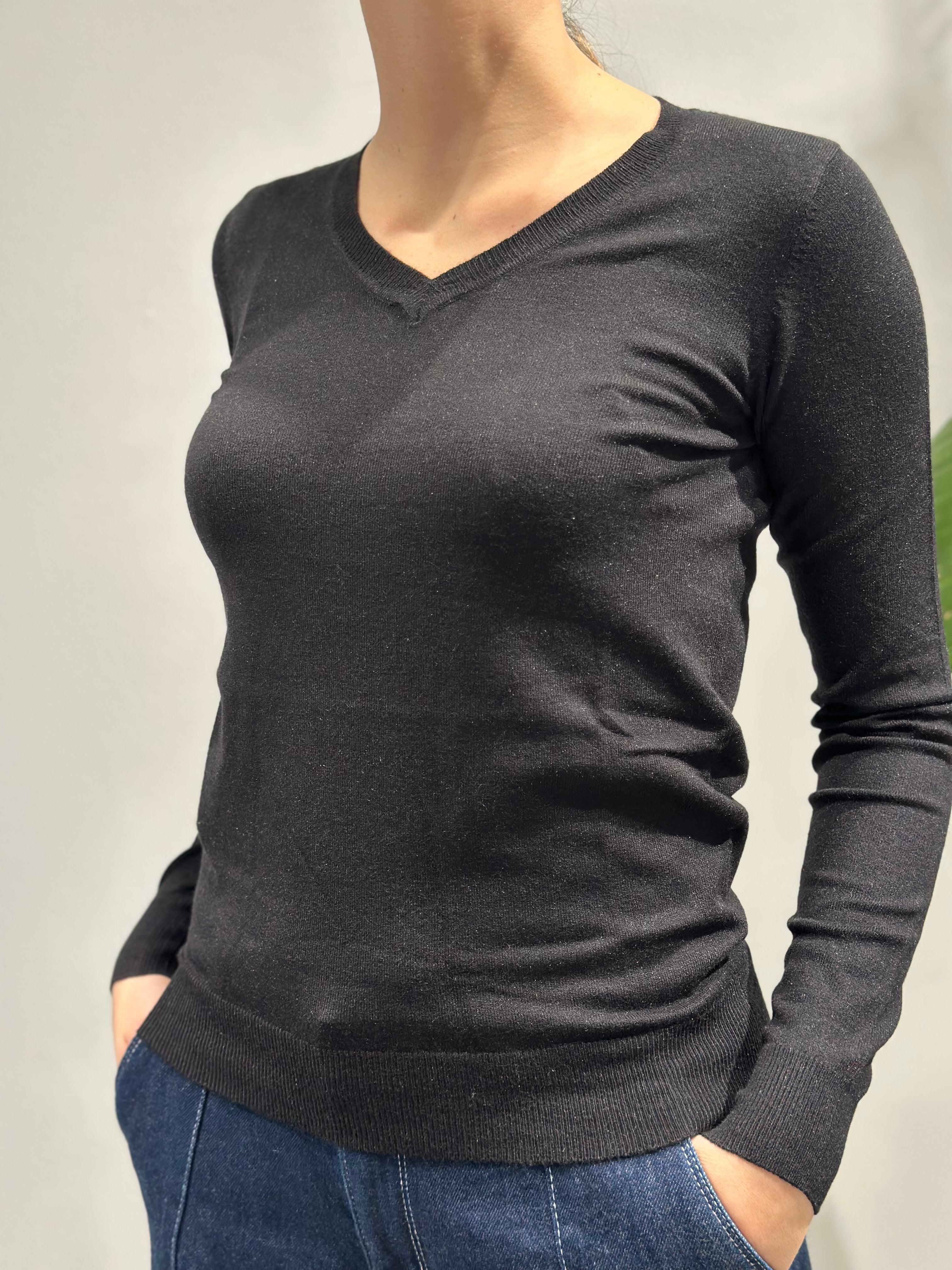 Maglioncino Over-d Scollo V Nero M15