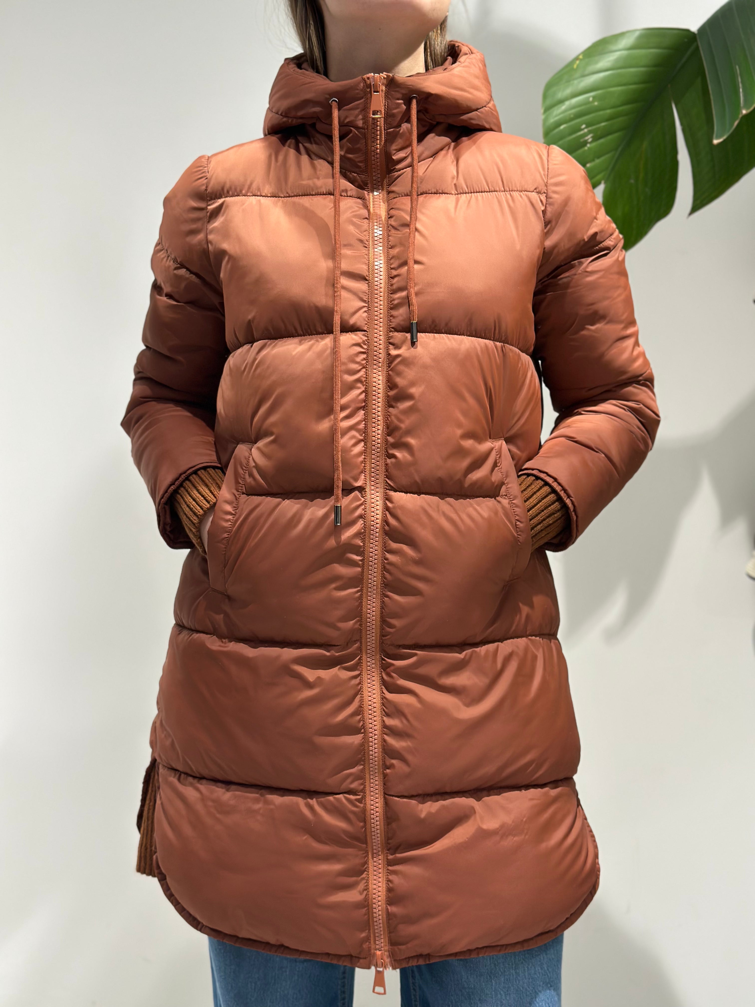 Piumino Lokita Lungo Coccio