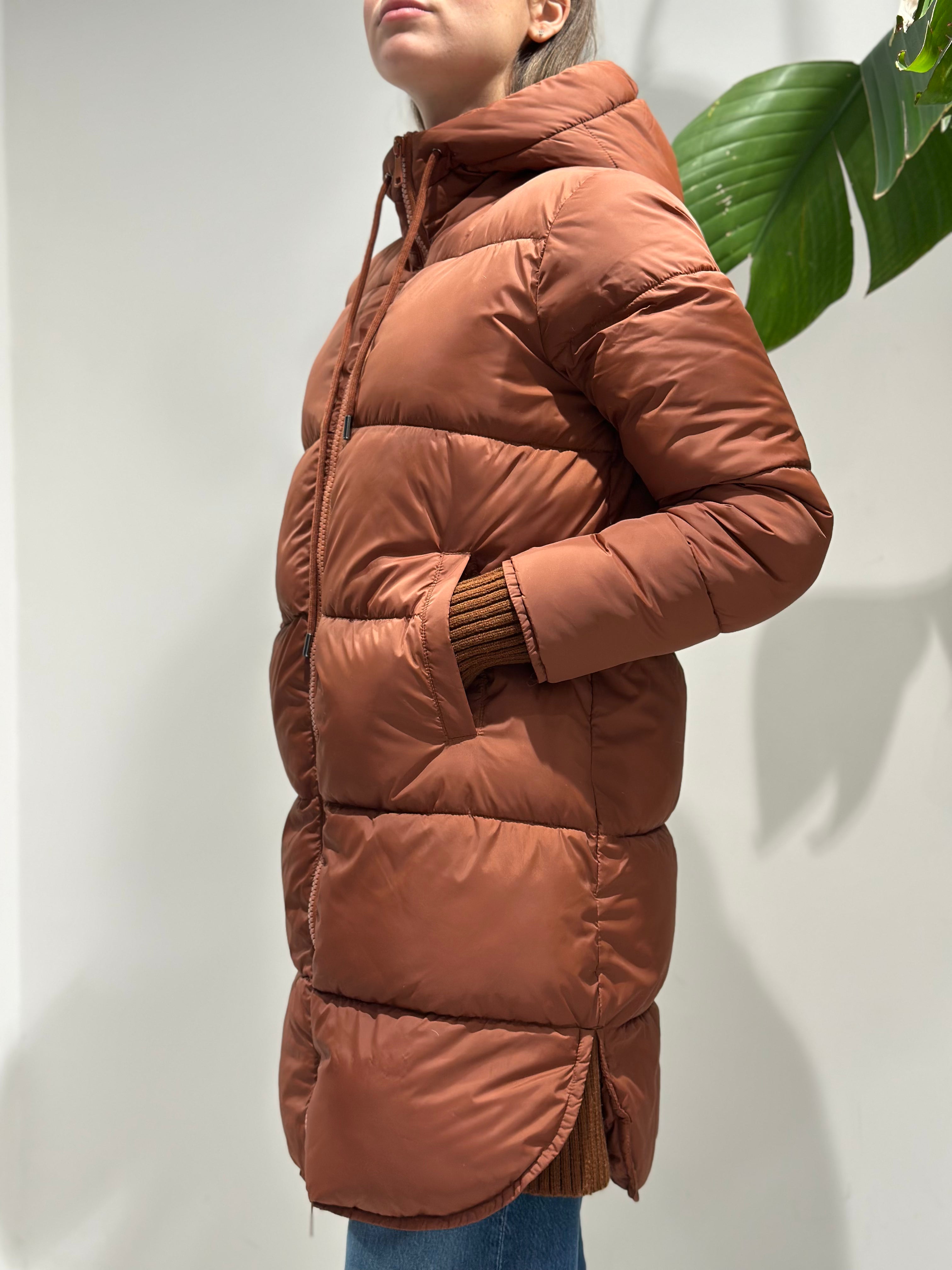 Piumino Lokita Lungo Coccio