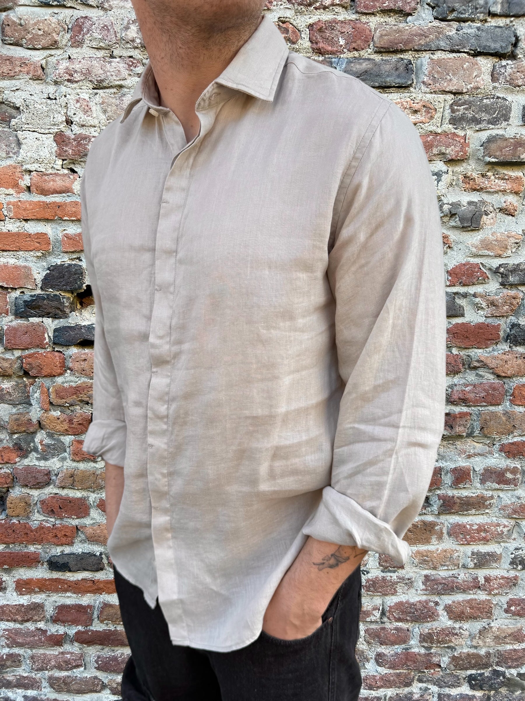 Camicia Berna Lino Sabbia 199 (11926323659092)