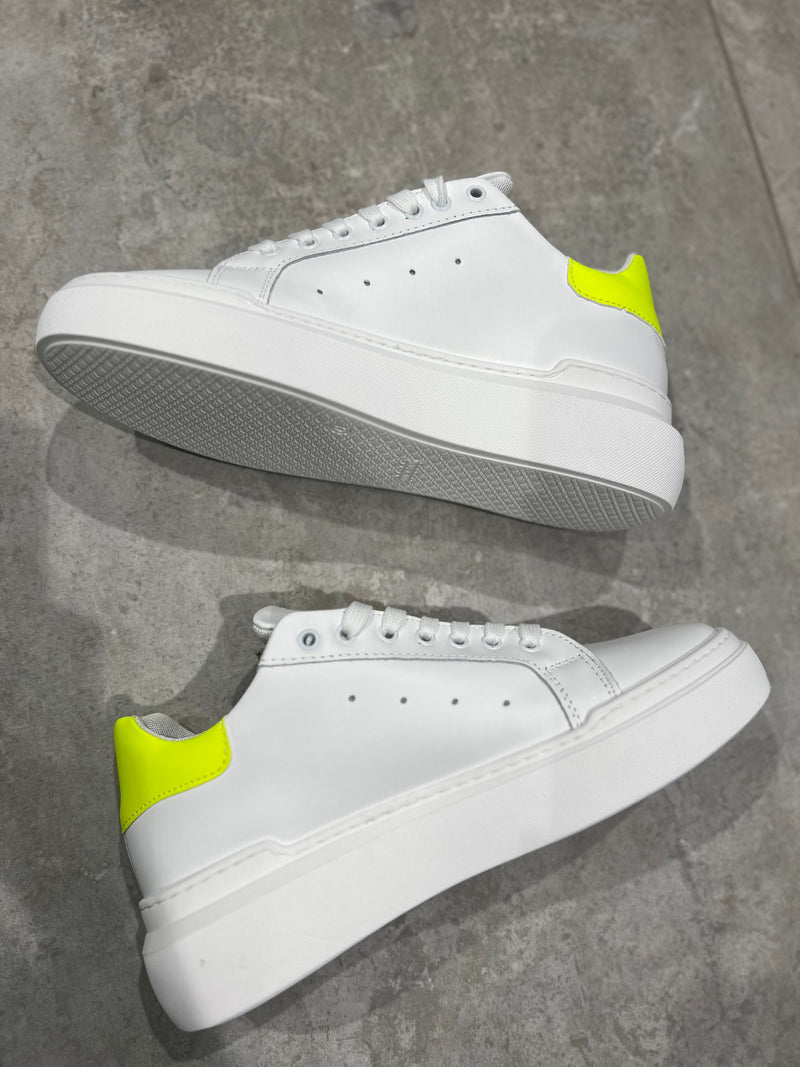 Scarpe clearance v2 sneakers