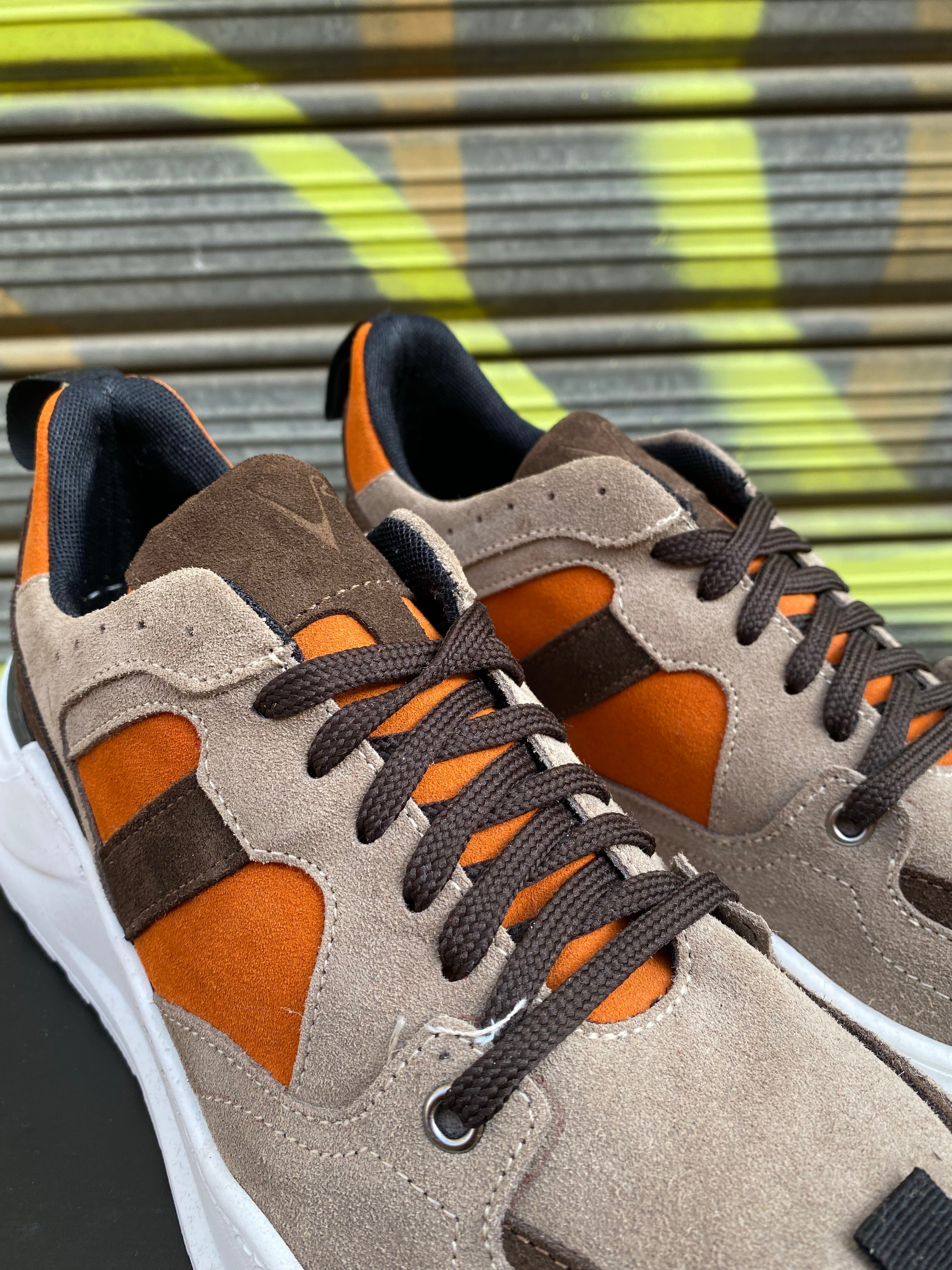 Scarpe V2 Arancio (6669623066677)
